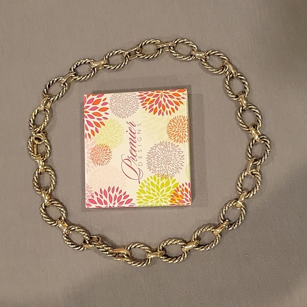 Premier Designs Necklace